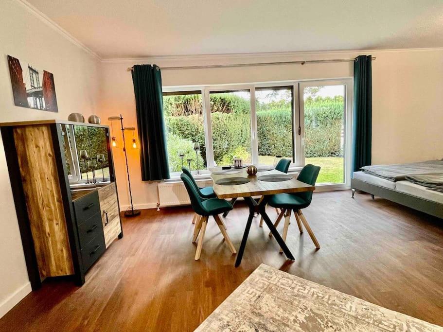 Studioappartement Mit Privatgarten In Ruhiger Wohnsiedlung Neumünster Kültér fotó